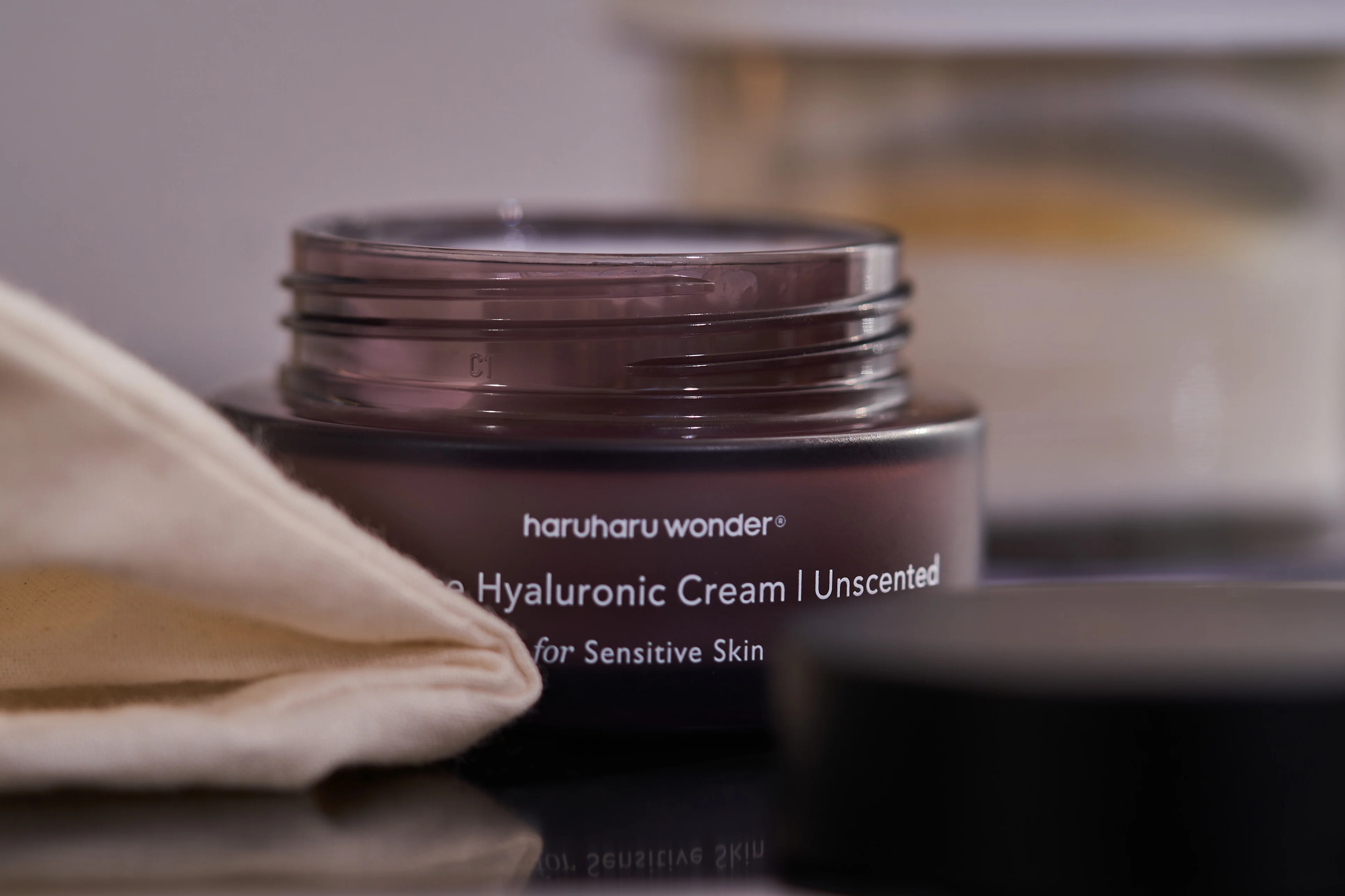 haruharuwonder Black Rice 10 Hyaluronic Cream 50ml (Unscented) - Image 4