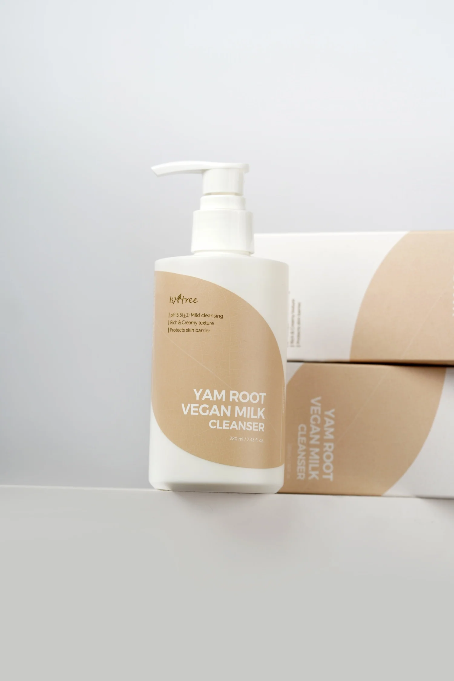 Isntree Yam Root Vegan Milk Cleanser 220ml - Image 10