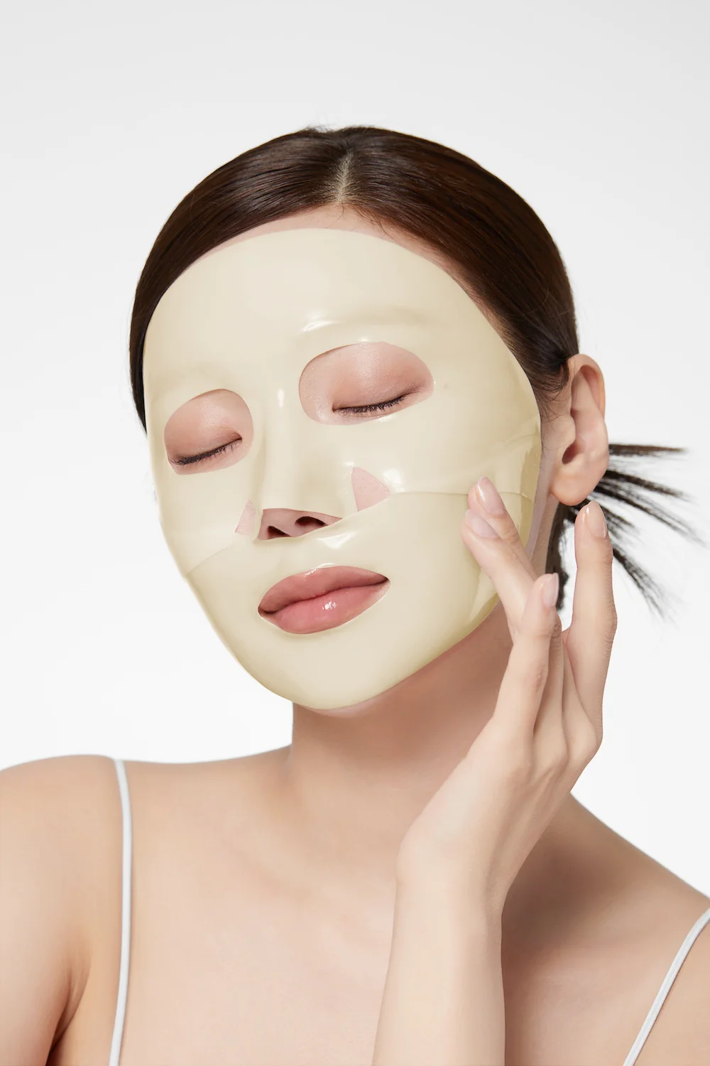 Medicube Kojic Acid Turmeric Brightening Gel Mask 4EA - Image 8