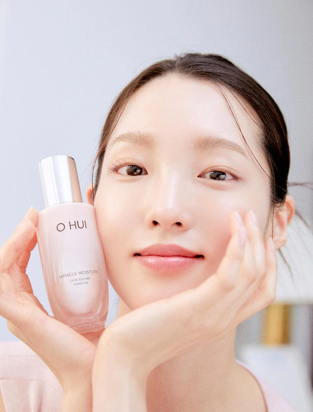OHui MIRACLE MOISTURE EMULSION 130ml - Image 6