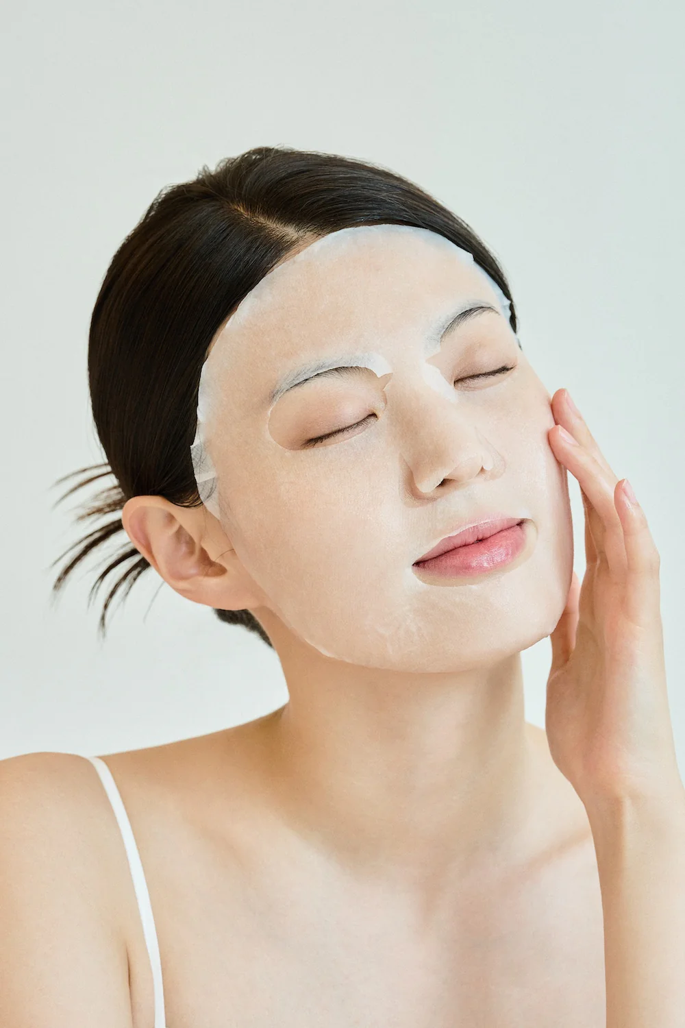 Skin1004 Madagascar Centella Tone Brightening Glow Mask - 2 Size - Image 22