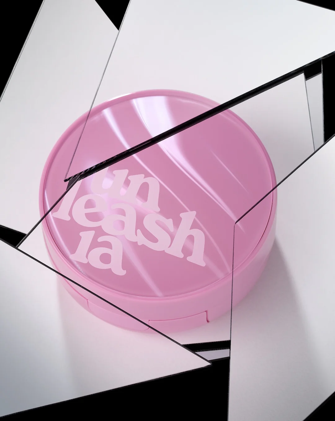 Unleashia Don't Touch Glass Pink Cushion Re-Feel 15g - 18 Colors - Image 58